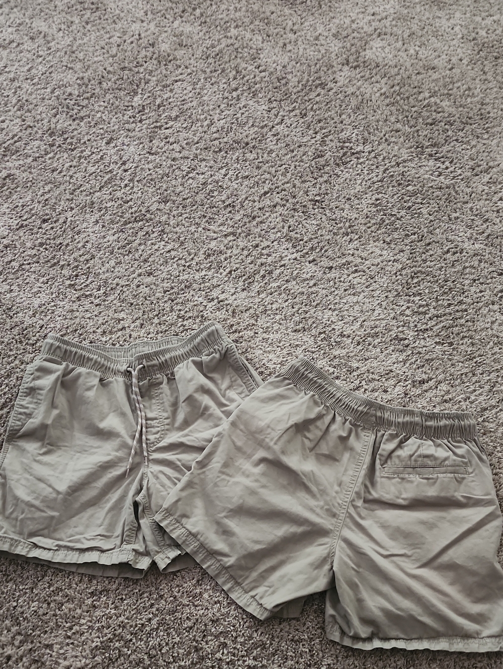 Amazon Essentials Mens Khaki Elastic Waist Shorts